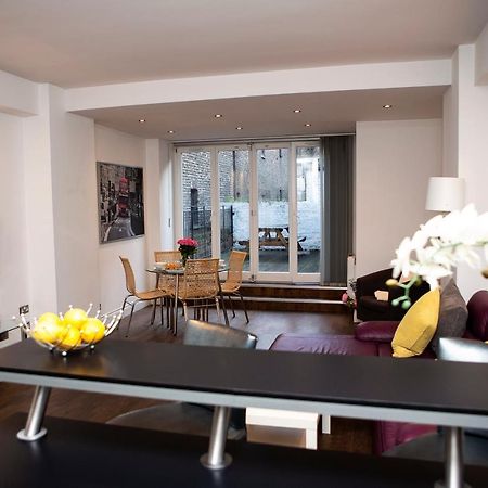 Apt 1, Trafalgar Square 1St Floor By Indigo Flats London Exterior foto