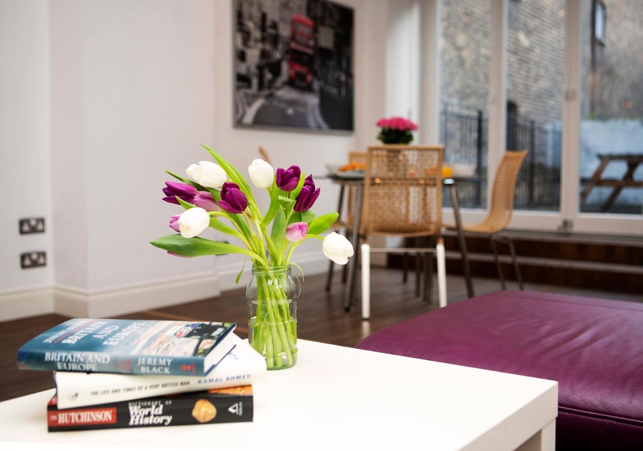 Apt 1, Trafalgar Square 1St Floor By Indigo Flats London Exterior foto